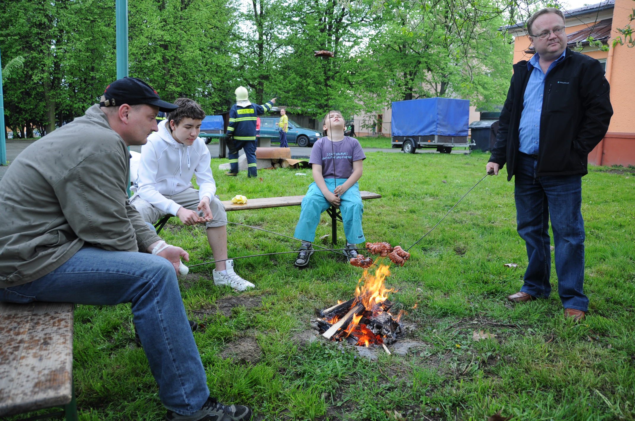 2011 04 30 pálení čarodějnic Záblatí 02