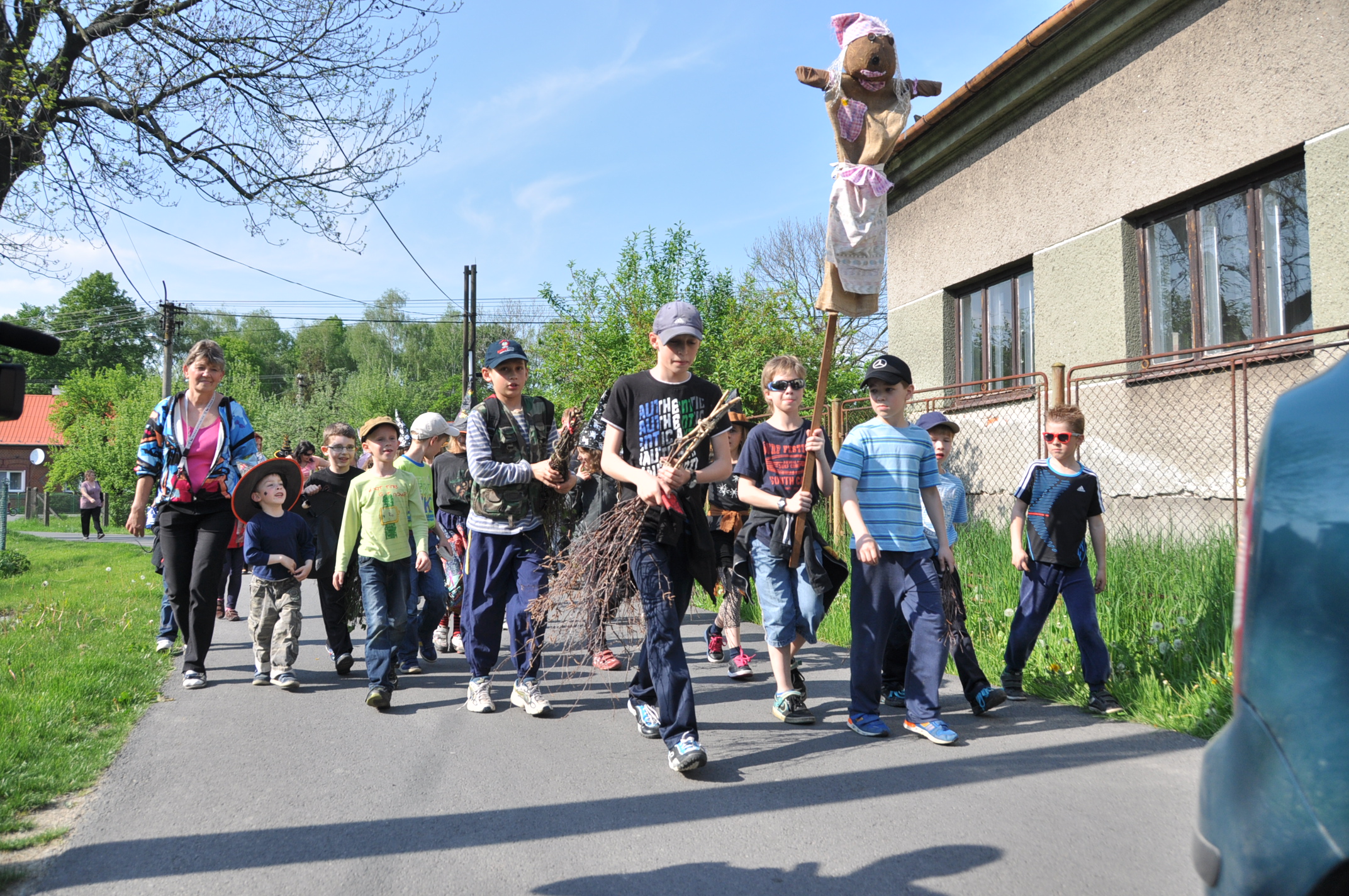 2014 04 30 pálení čarodějnic Záblatí 04