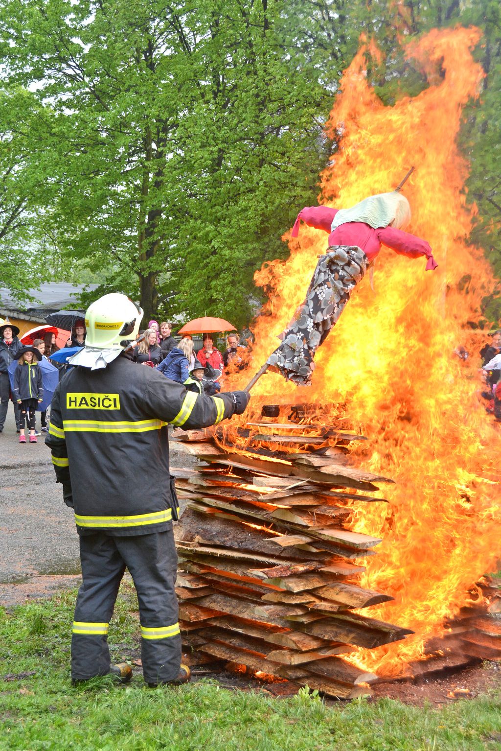 2019 04 30 pálení čarodějnic Záblatí 14