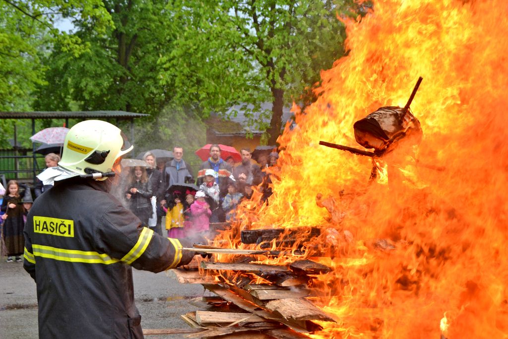 2019 04 30 pálení čarodějnic Záblatí 21