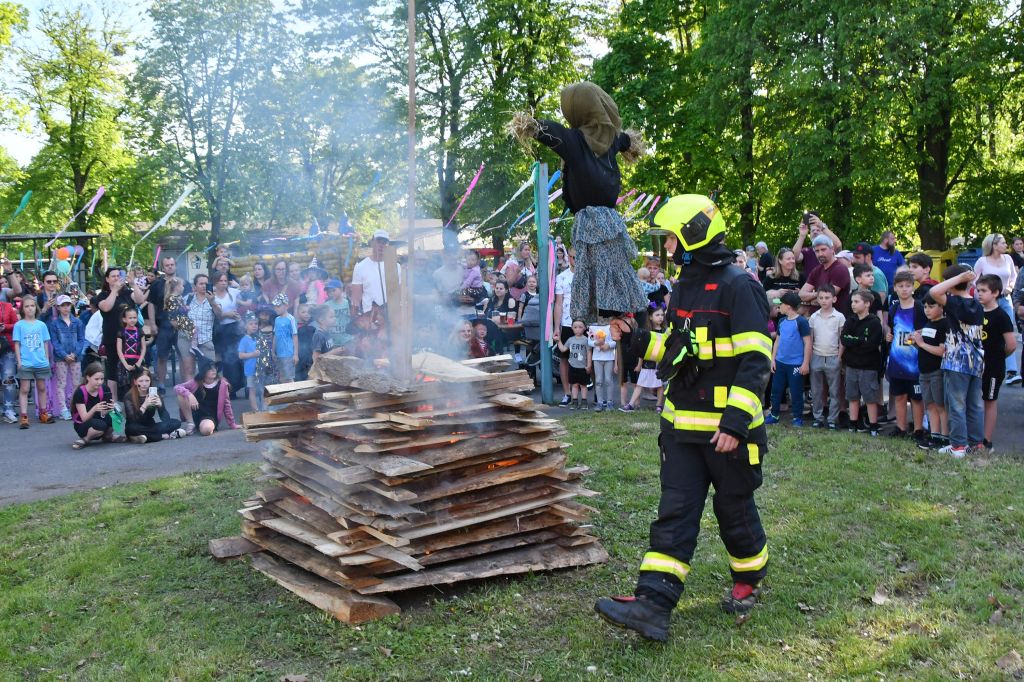 2025 04 30 pálení čarodějnic Záblatí 30